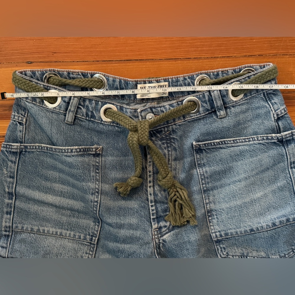 Free People Women's Boyfriend Jeans - Light Blue Denim with Olive Drawstring - Picture 6 of 11
